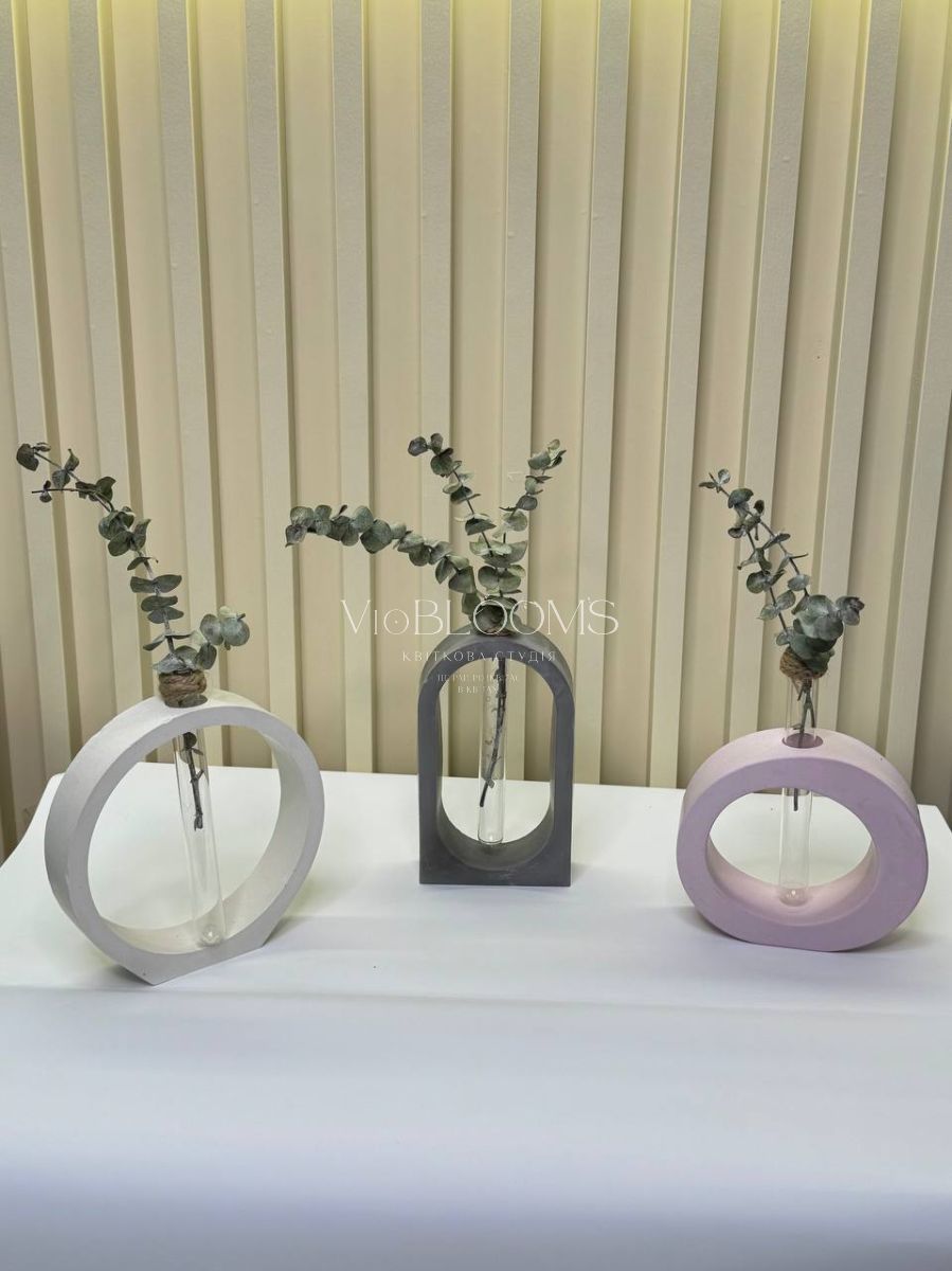 Маленькі вази